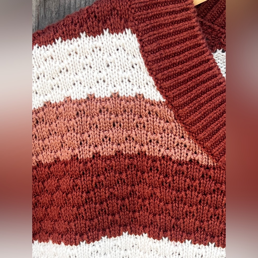 Hollister Textured Crewneck Striped Sweater - Picture 5 of 11